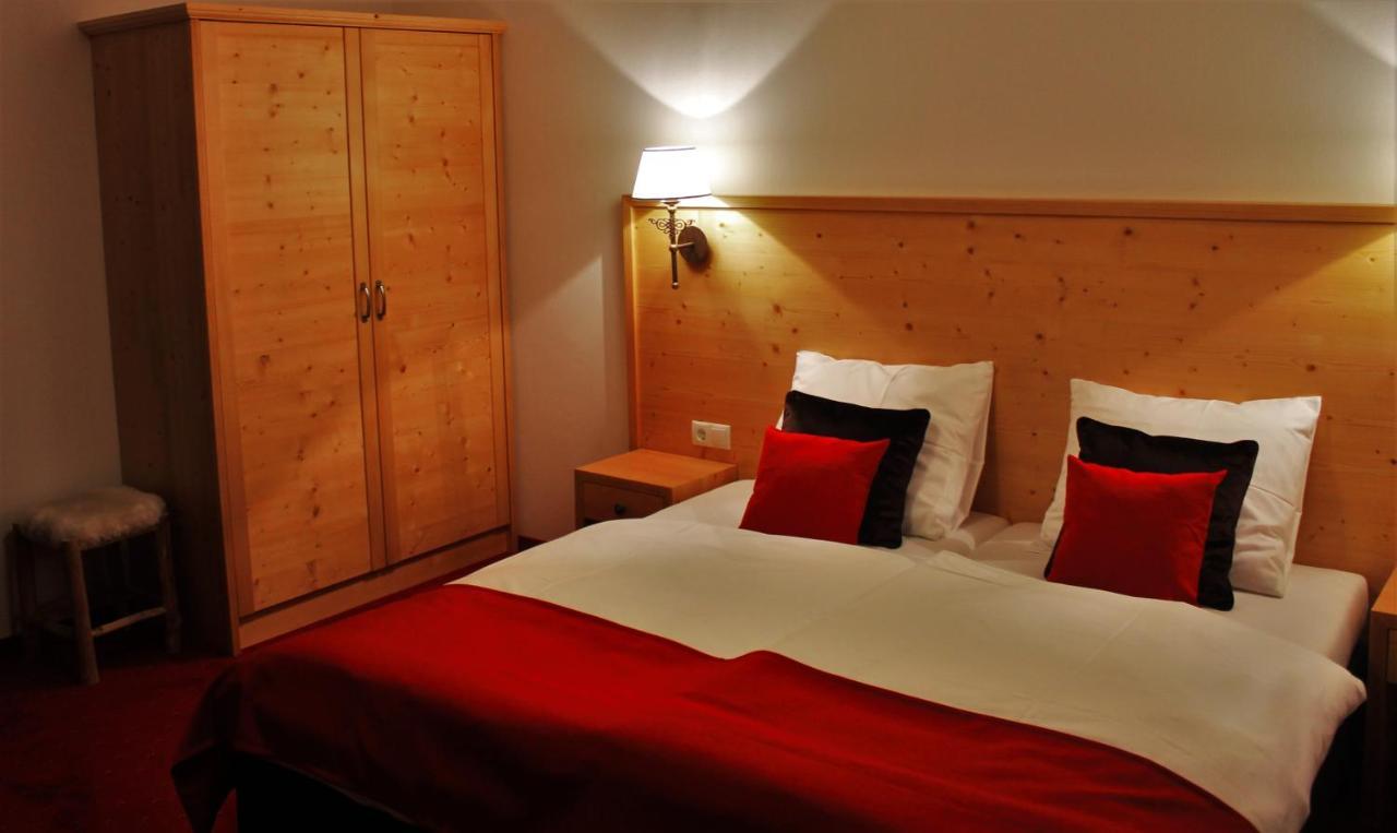 Hotel Alpenzeit à Flachau Extérieur photo