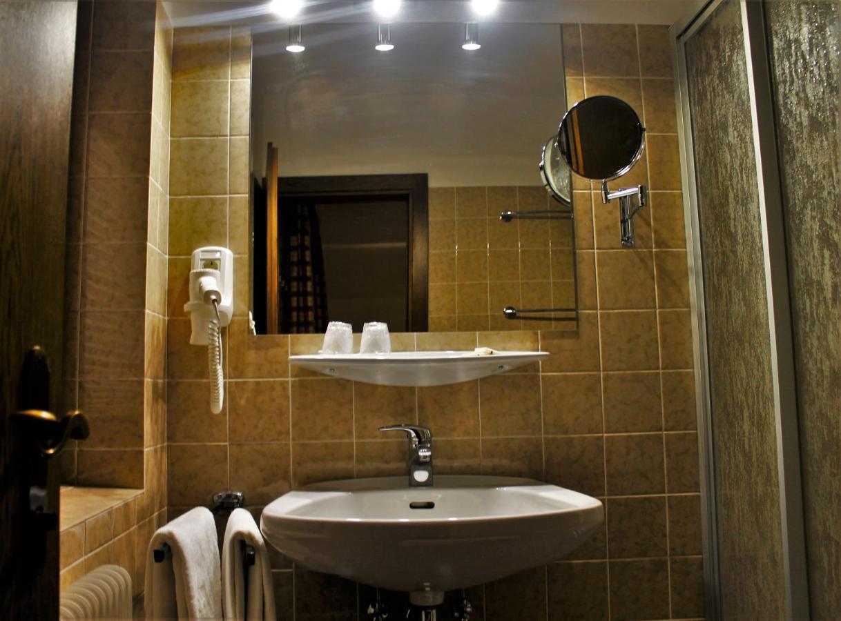 Hotel Alpenzeit à Flachau Extérieur photo